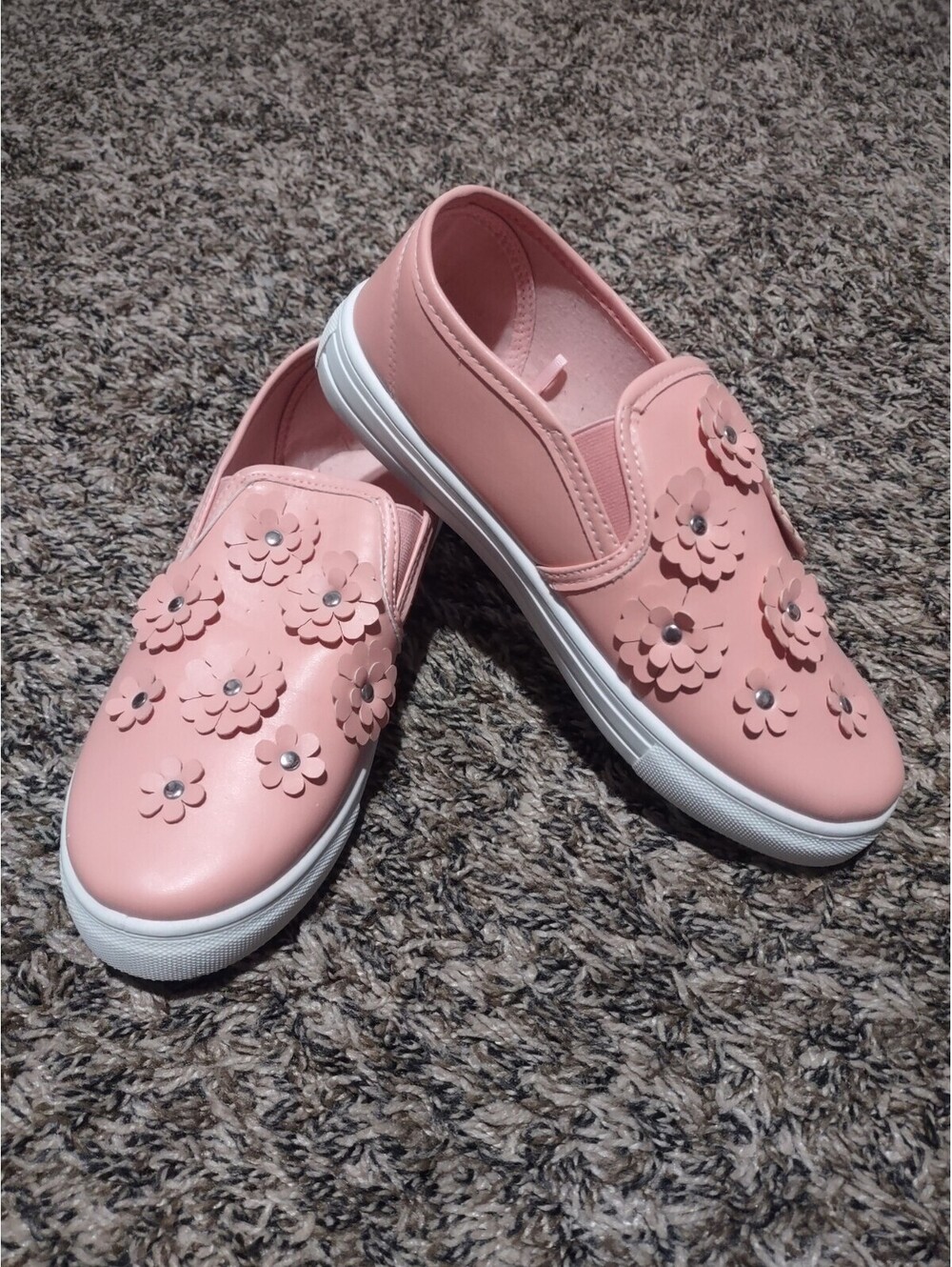 Girls Olivia Miller Pink Flower Slip On Shoes Size 6